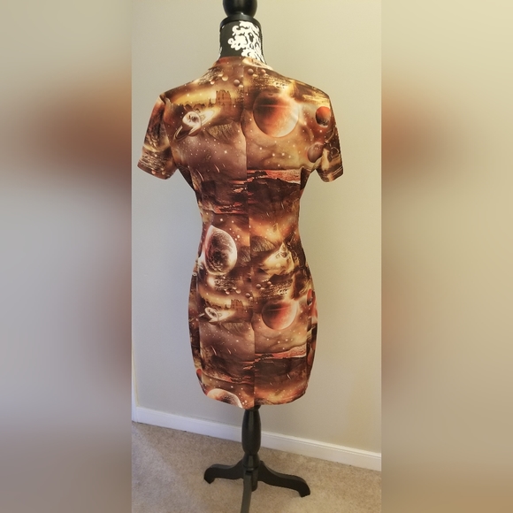 Sci Fi Futuristic Space Dress, Y2K, Comic Con, Sci Fi - Picture 2 of 2